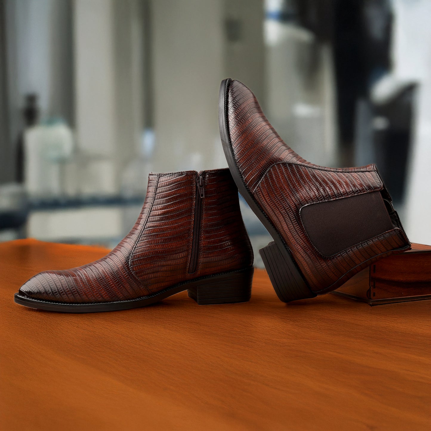 Men’s Designer-Inspired Croc Texture Chelsea Boots-Iconic Style Meets Comfort