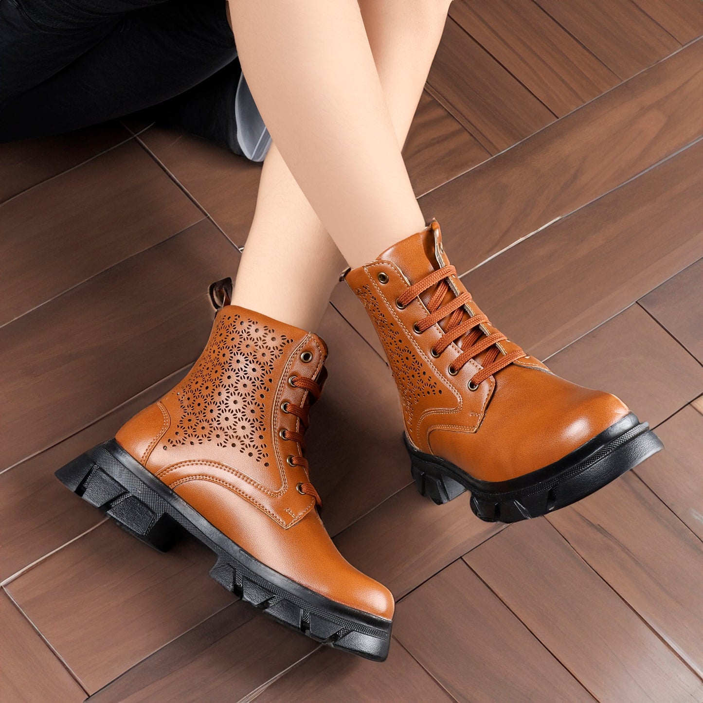 Baxxico High Ankle Detailed Lace-up Boots for Women